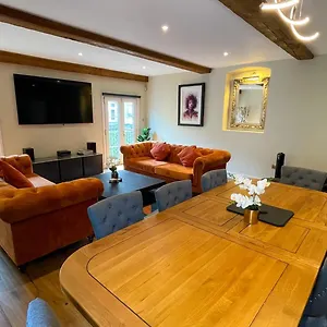 The Coach House - An Exeptional 3 Story House In The Heart Of The Lanes With Secure Private Parking Holiday home Brighton